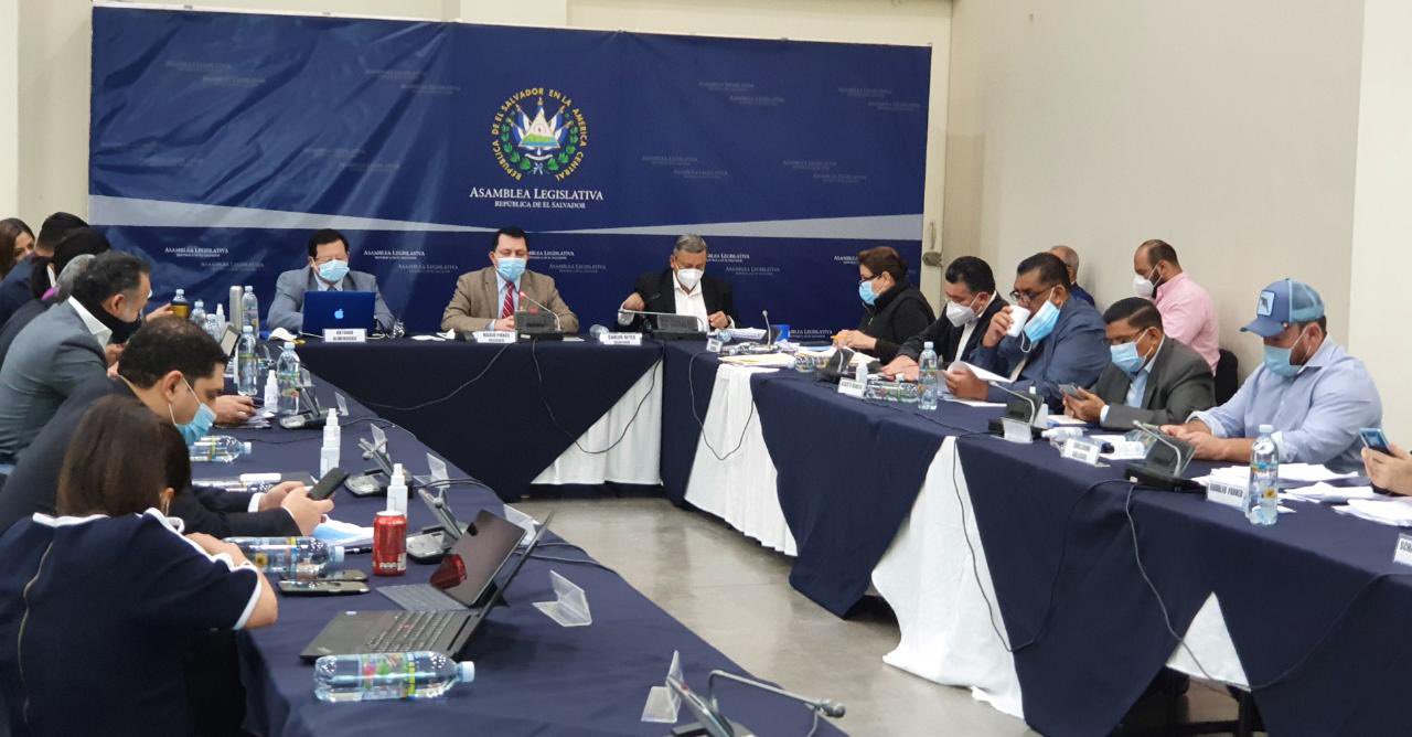 Diputados de ARENA insisten reabrir inmediatamente la economía en lugar de combatir el COVID19 diputados-de-arena-insisten-reabrir-inmediatamente-la-economia-en-lugar-de-combatir-el-covid19